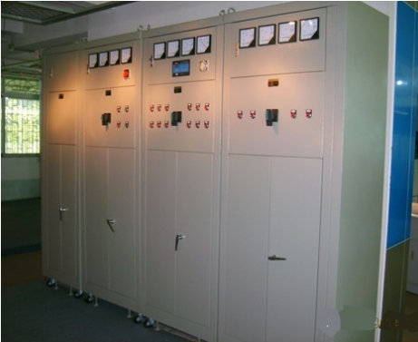 戶外高壓實(shí)訓(xùn)設(shè)備